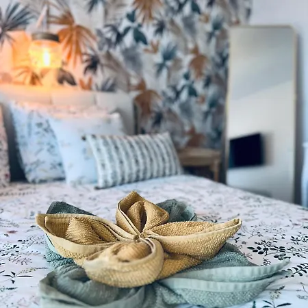 Deluxe - Dreamy Boho Retreat Villa *